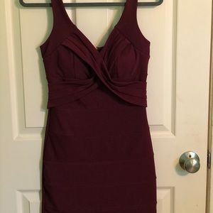 Low cute mini maroon dress!